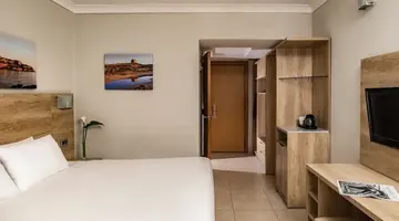 QAWRA Palace Resort & SPA