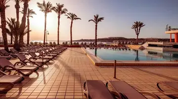 Qawra Palace Resort & Spa