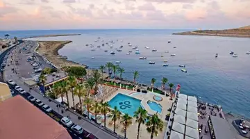QAWRA Palace Resort & SPA