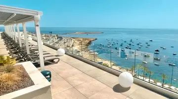 Qawra Palace Resort & Spa