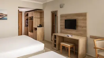 QAWRA Palace Resort & SPA