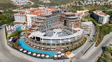 Qlusive Hotel (Adults Only +12)