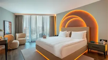QLUSIVE HOTEL