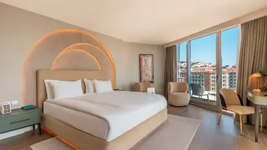 Qlusive Hotel