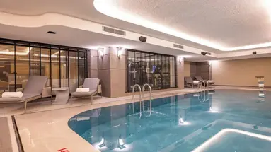 Qlusive Hotel