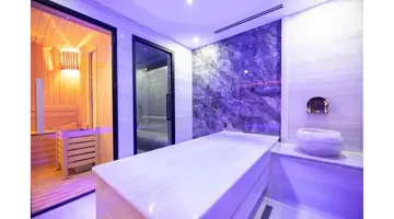 QLUSIVE HOTEL