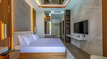 QLUSIVE HOTEL