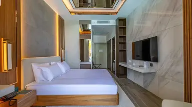 QLUSIVE HOTEL