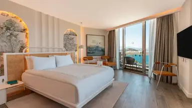 QLUSIVE HOTEL