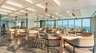 Qlusive Hotel