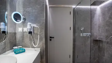 QLUSIVE HOTEL