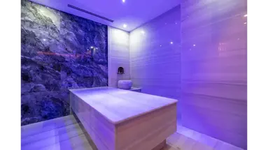 QLUSIVE HOTEL