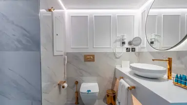 QLUSIVE HOTEL