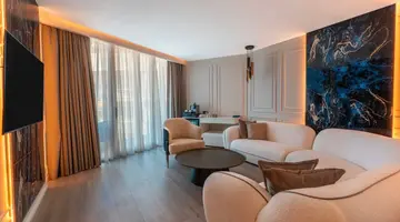 QLUSIVE HOTEL