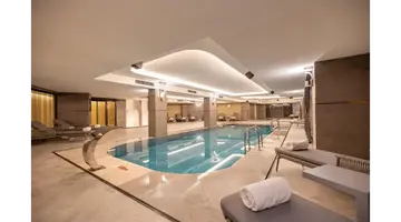 QLUSIVE HOTEL