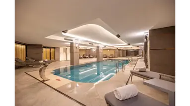 QLUSIVE HOTEL