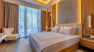 QLUSIVE HOTEL