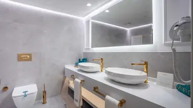 QLUSIVE HOTEL
