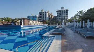 QUATTRO BEACH SPA & RESORT