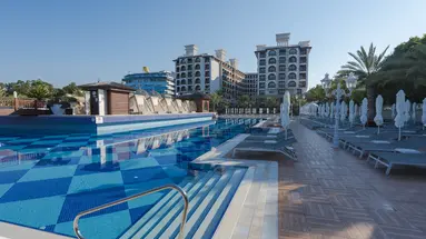 QUATTRO BEACH SPA & RESORT