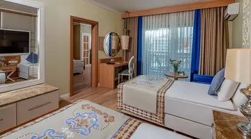 QUATTRO BEACH SPA & RESORT