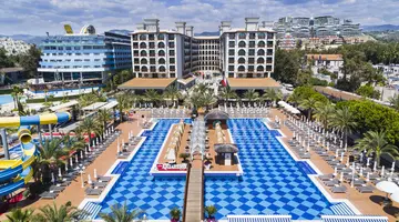 QUATTRO BEACH SPA & RESORT