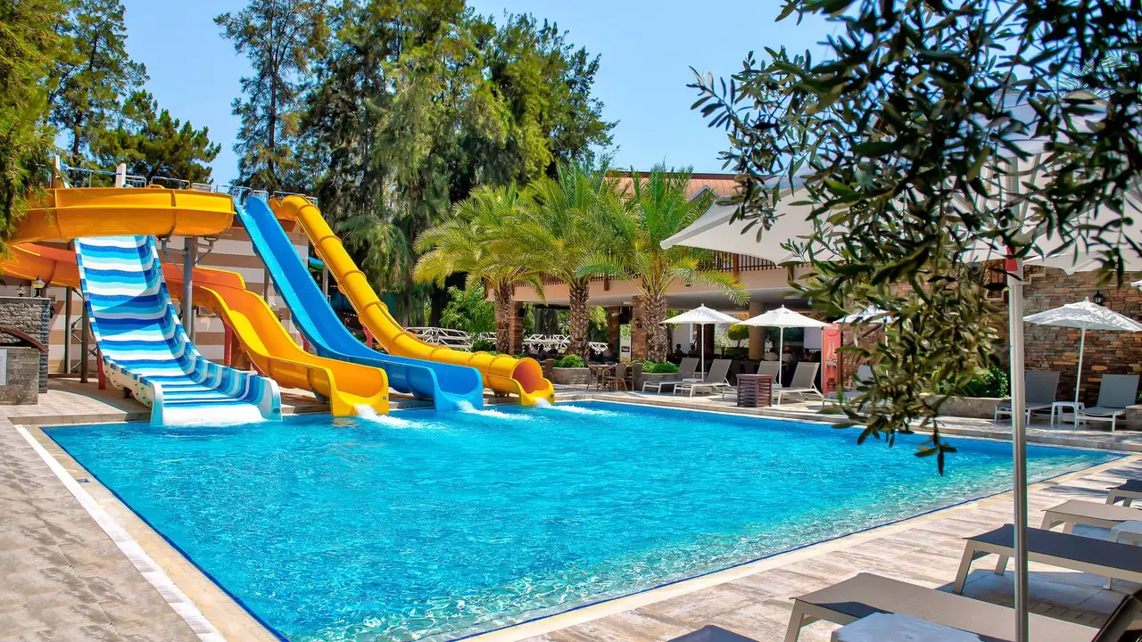 Quattro Family Club Dem Hotel