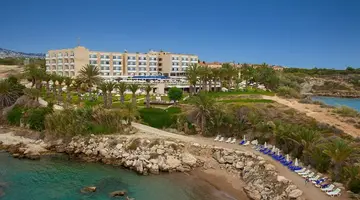 Queen's Bay