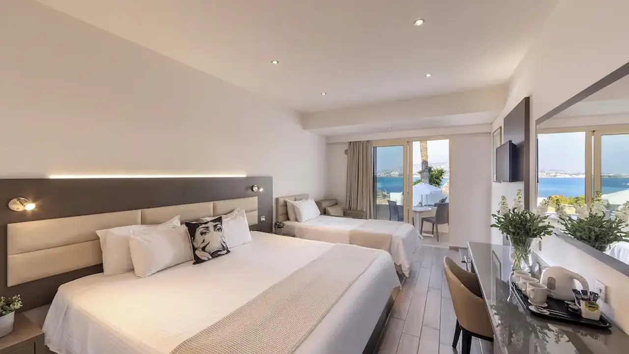 Queens Bay Hotel