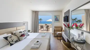 Queens Bay Hotel