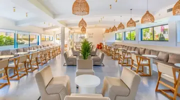 QUEENS PARK LE JARDIN RESORT