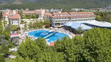 Queens Park Le Jardin Resort