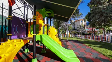 QUEENS PARK LE JARDIN RESORT