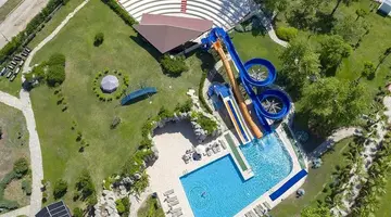 Queens Park Le Jardin Resort