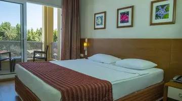Queens Park Le Jardin Resort