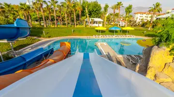 QUEENS PARK LE JARDIN RESORT