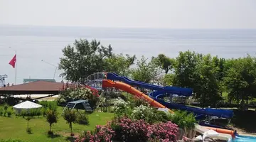 Queens Park Le Jardin Resort