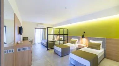 QUEENS PARK RESORT GOYNUK