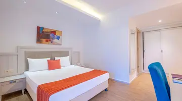 QUEENS PARK RESORT GOYNUK