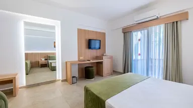 QUEENS PARK RESORT GOYNUK