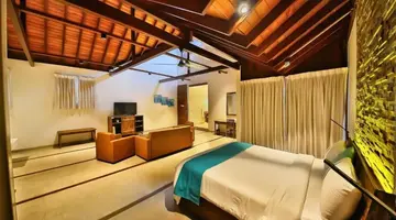 R Degrees Luxury Boutique Hotel