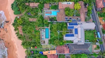 R Degrees Luxury Boutique Hotel