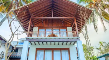 R Degrees Luxury Boutique Hotel