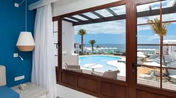 R2 Bahia Kontiki Beach Apartments