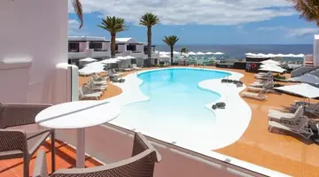 R2 Bahia Kontiki Beach Apartments