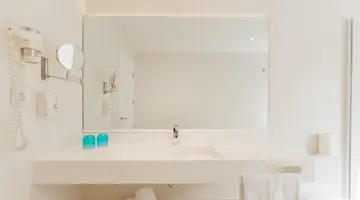 R2 Buganvilla Hotel & SPA