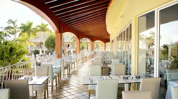 R2 Buganvilla Hotel & SPA