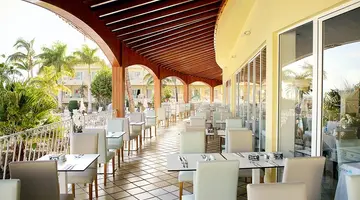 R2 Buganvilla Hotel & SPA