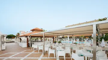 R2 Buganvilla Hotel & SPA