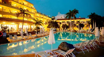 R2 Buganvilla Hotel & Spa